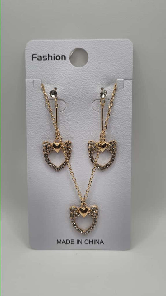 SET ORECCHINI CON COLLANA